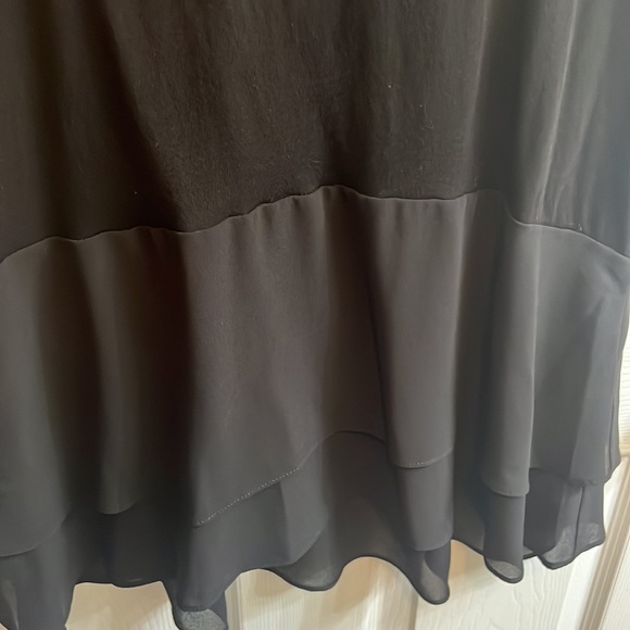 Top - Picture 2 of 4